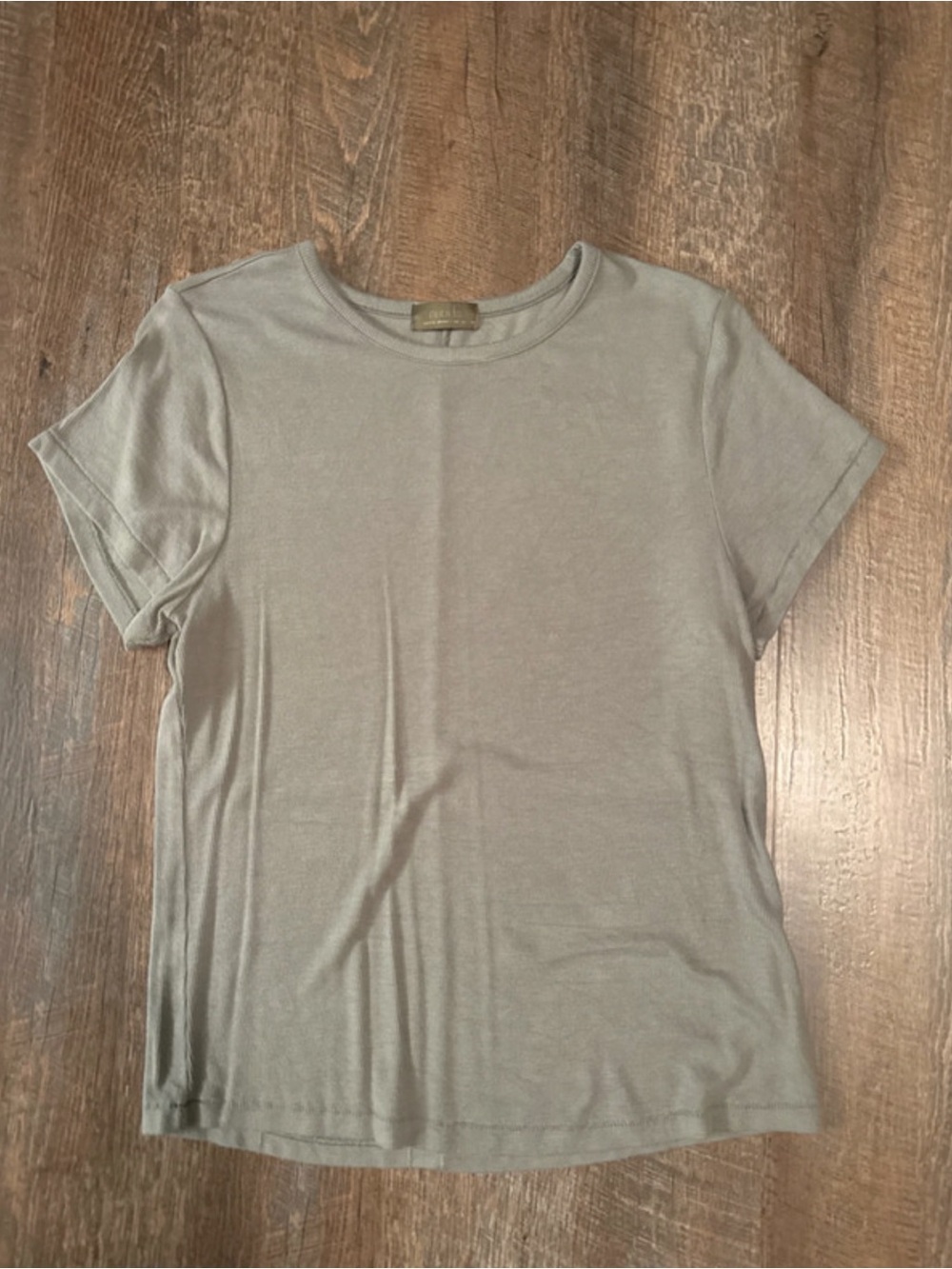 nuuds Women's Skinny Ribbed Crewneck Olive